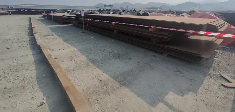 Plate stacks, pipe lengths and fabricated metal items